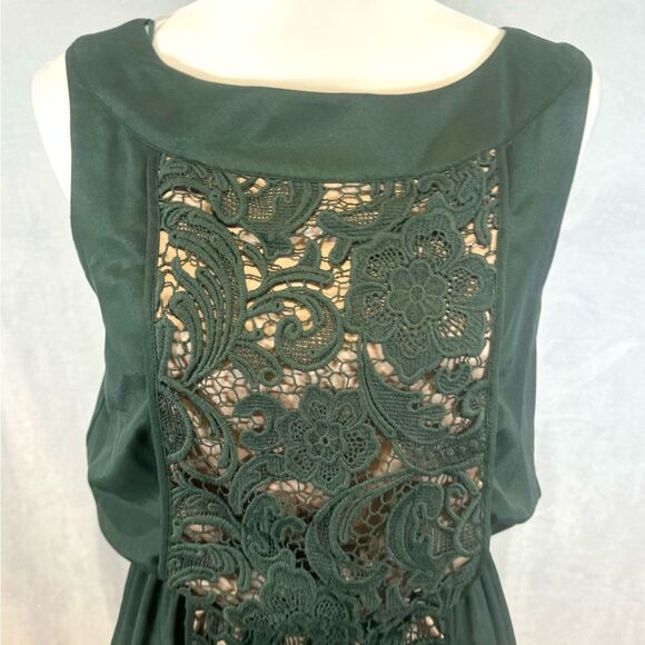 Jessica Simpson Forrest green and nude lace panel dress with pockets size small - Picture 4 of 7
